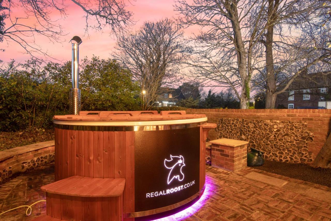 The Roost Group - The Coach House - Hot Tub Villa Gravesend Buitenkant foto