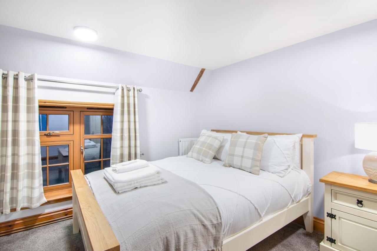 The Roost Group - The Coach House - Hot Tub Villa Gravesend Buitenkant foto