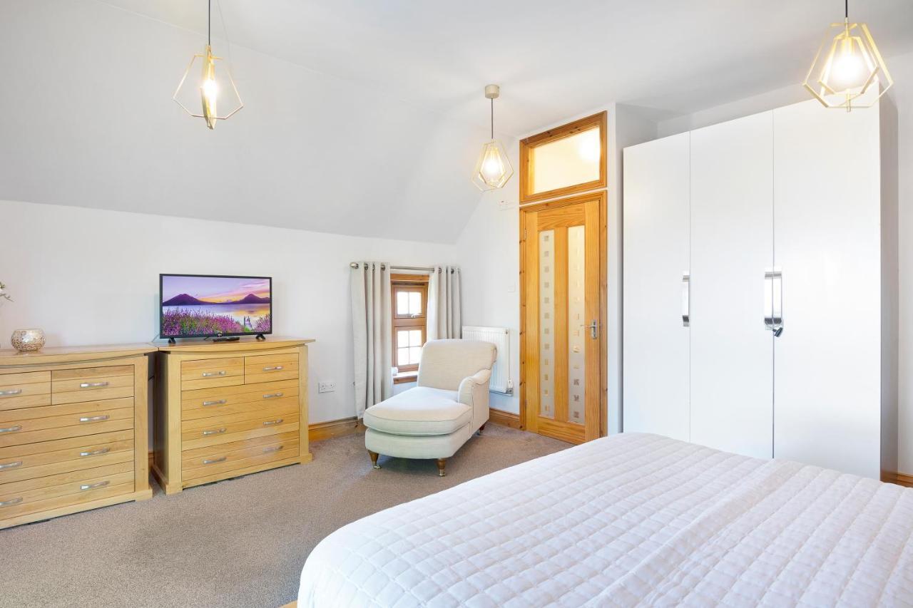The Roost Group - The Coach House - Hot Tub Villa Gravesend Buitenkant foto